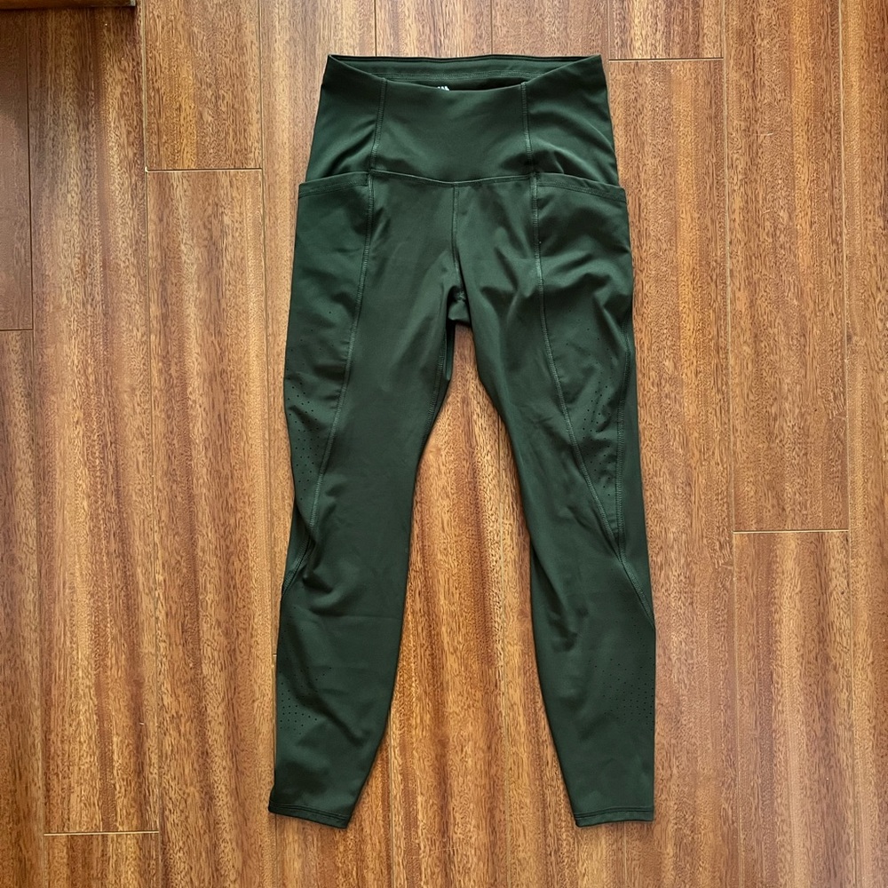 Green leggings